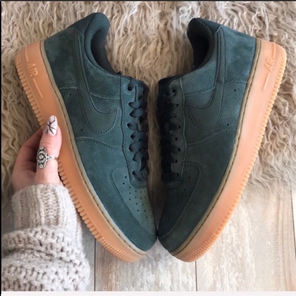 NWT Nike Air Force 1 Special edition - Picture 2 of 8